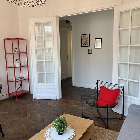 Appartement 2 Chambres Avec Parking, Proche Metro Lille Eksteriør bilde